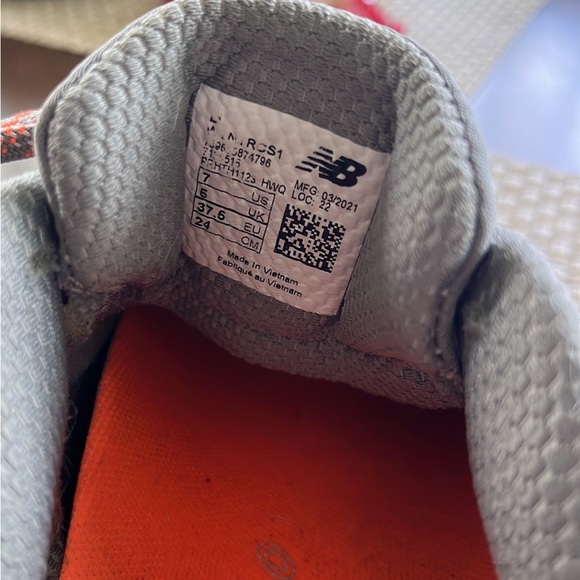 New Balance Fuel Core Nitrel, Women’s Size 7, Like New - Picture 5 of 5